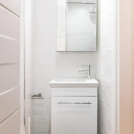 Tranquil Charm Apartment *